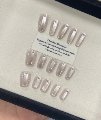 Alternative view of Shrimp Vein Press-on Nails